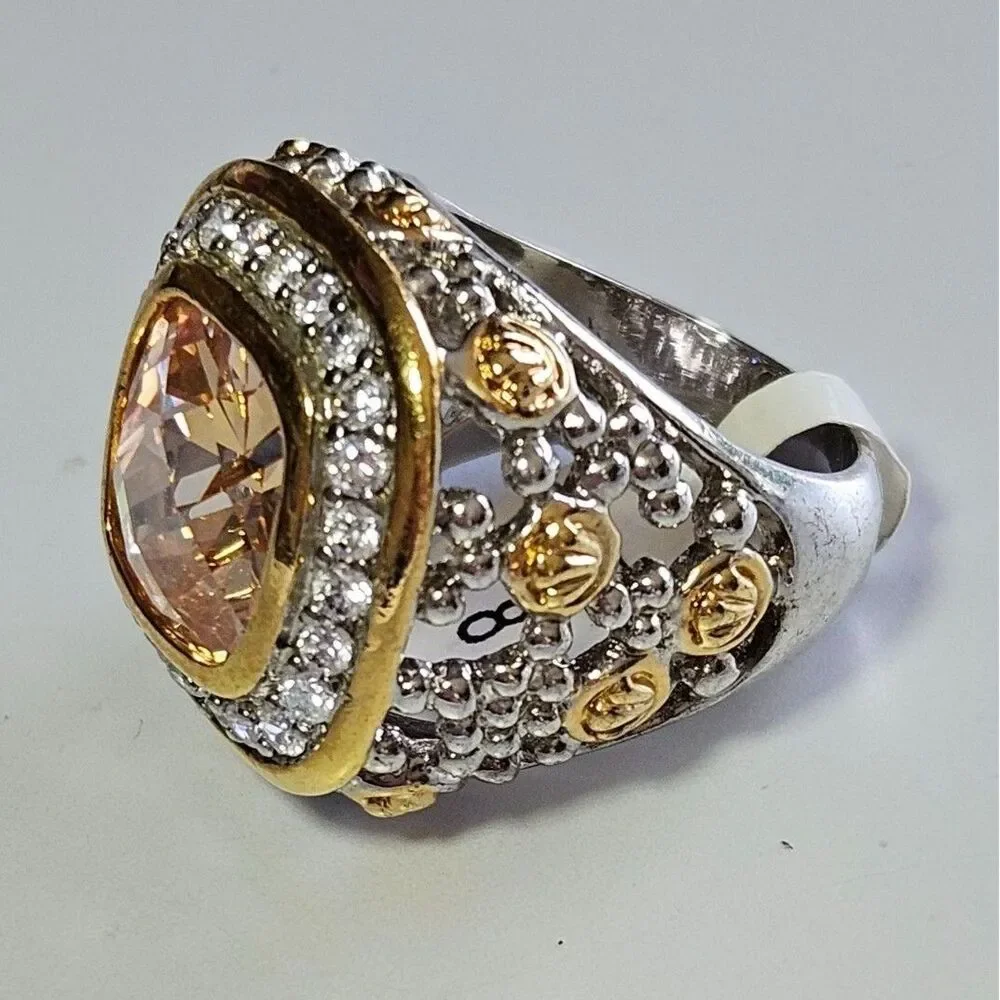 Gold & silver tone champagne colored rhinestone ring Size 9